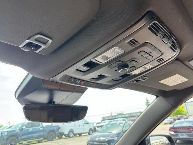 Used 2023 Cadillac Escalade Premium Luxury w/ LPO, Floor Liner Package AWD/4WD image 34