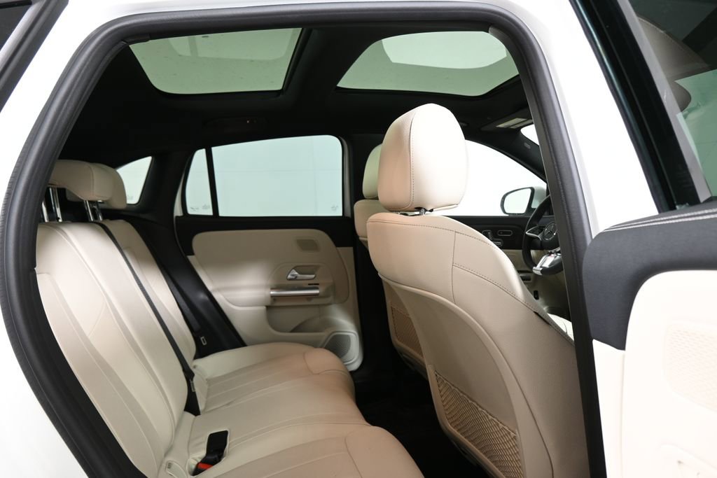 Certified 2026 Mercedes-Benz GLA 250 4MATIC image 25