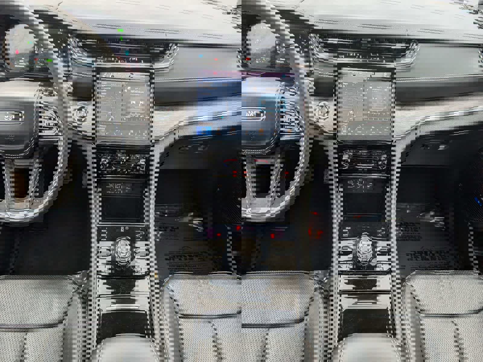 Used 2022 Jeep Grand Cherokee Overland image 34