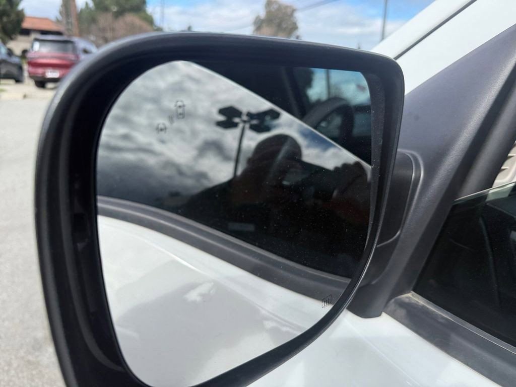 Used 2024 Nissan Titan SV w/ Accessory Utility Package image 35