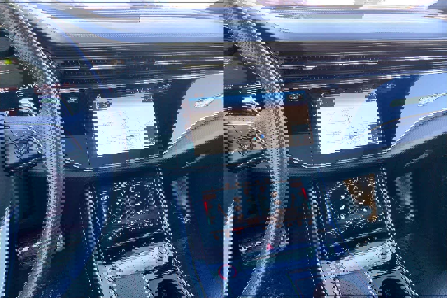 Used 2022 Audi RS Q8 image 7