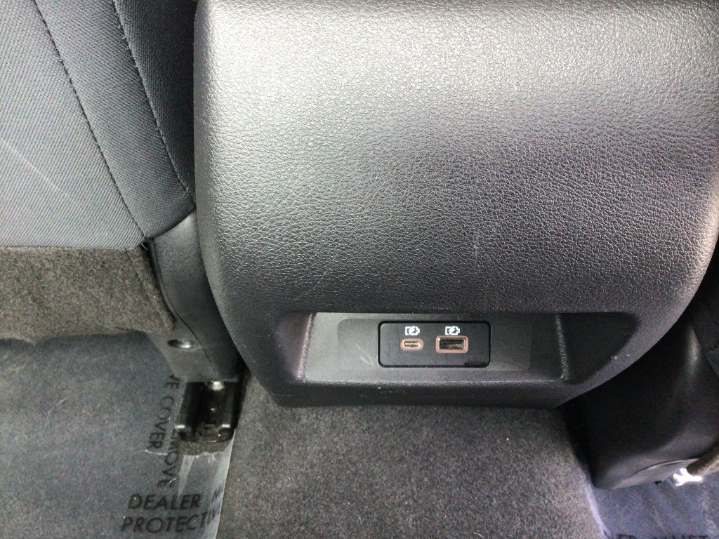 Used 2024 Nissan Altima 2.5 SV FWD image 8