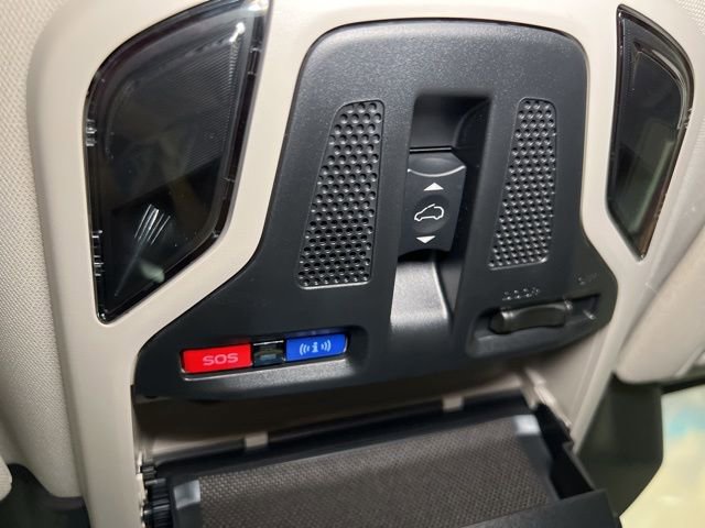 Certified 2025 Subaru Outback Limited image 51