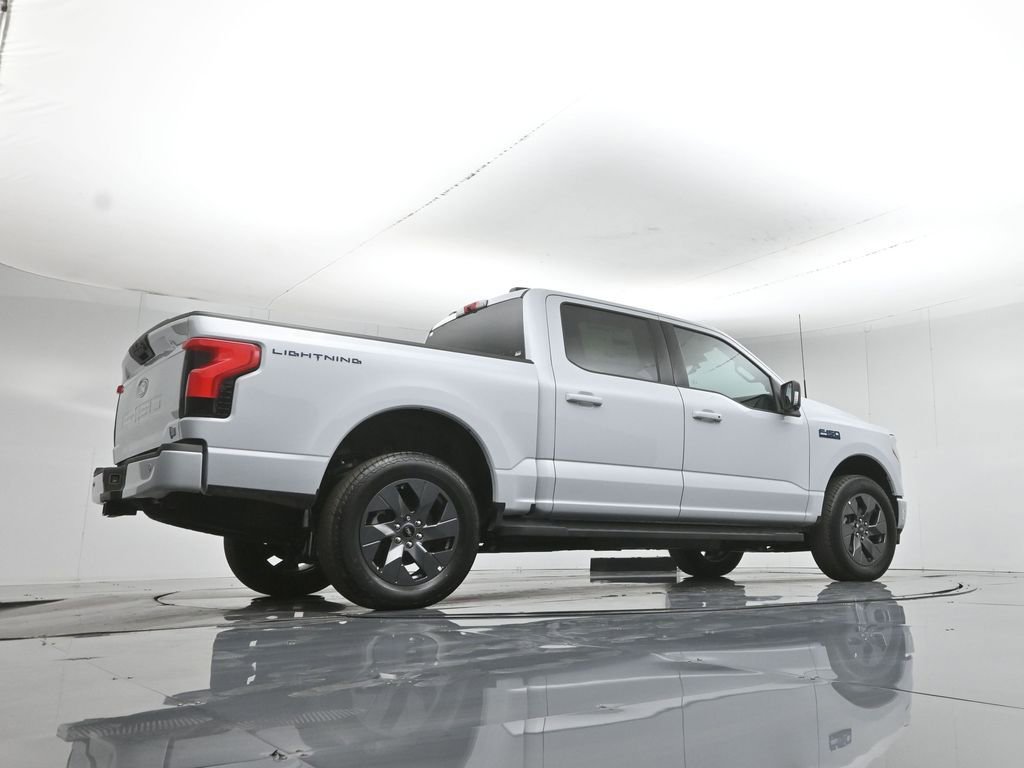 New 2025 Ford F150 Lightning Flash AWD/4WD image 48