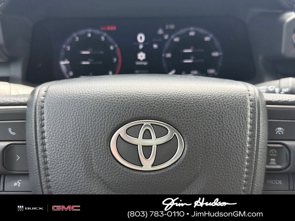Used 2025 Toyota Tacoma TRD Off-Road AWD/4WD image 27