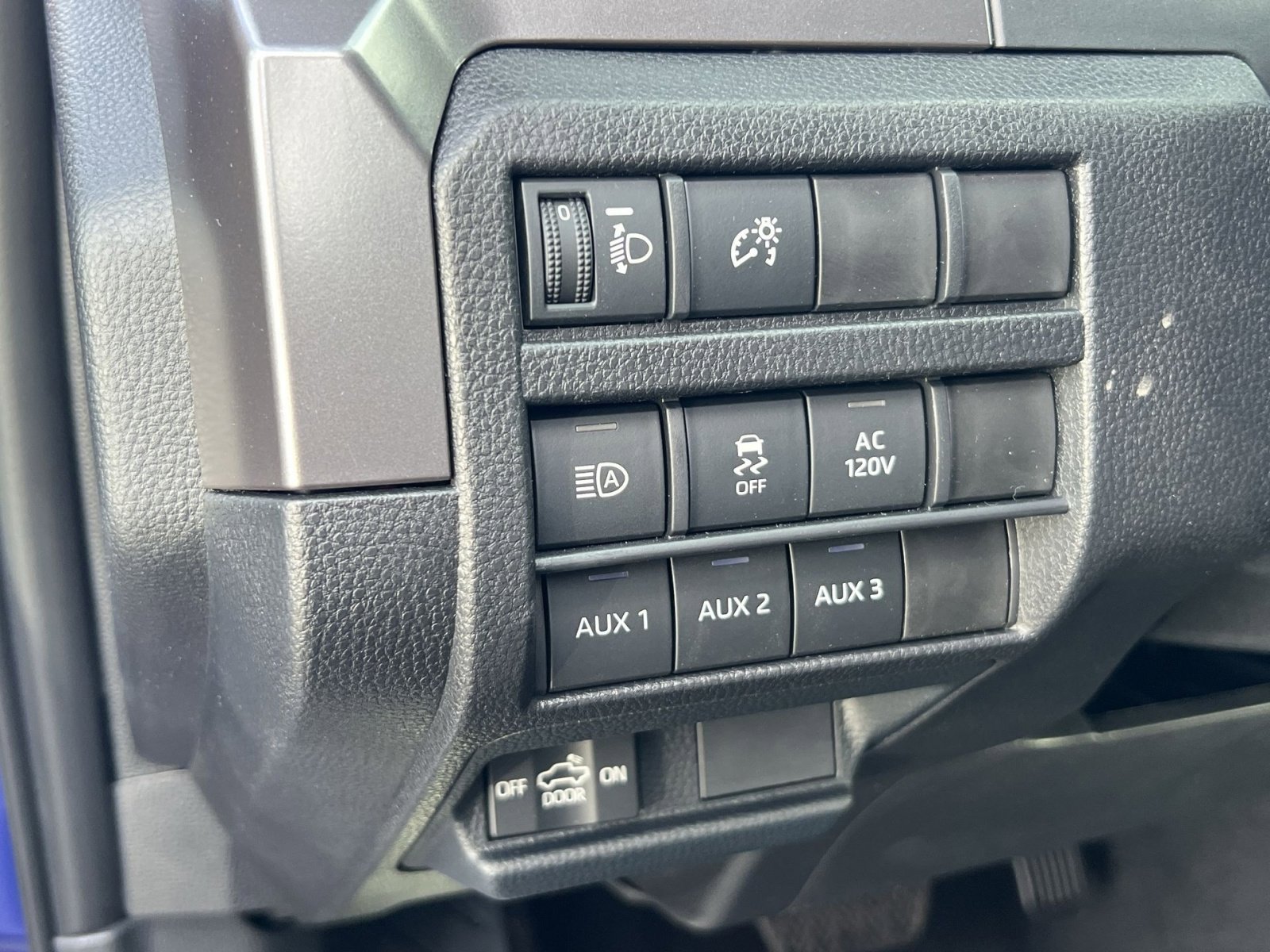 New 2025 Toyota Tacoma TRD Off-Road image 22