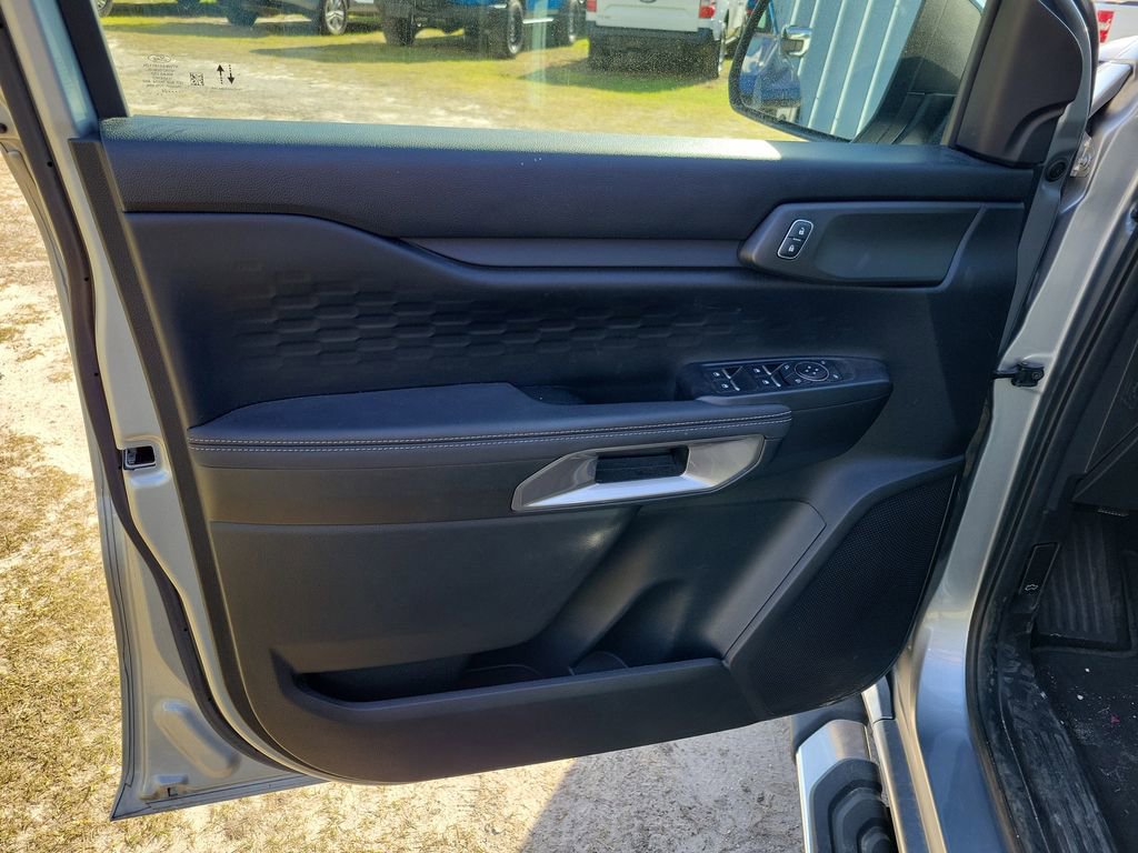 Used 2024 Ford Ranger XLT w/ Equipment Group 301A High image 9