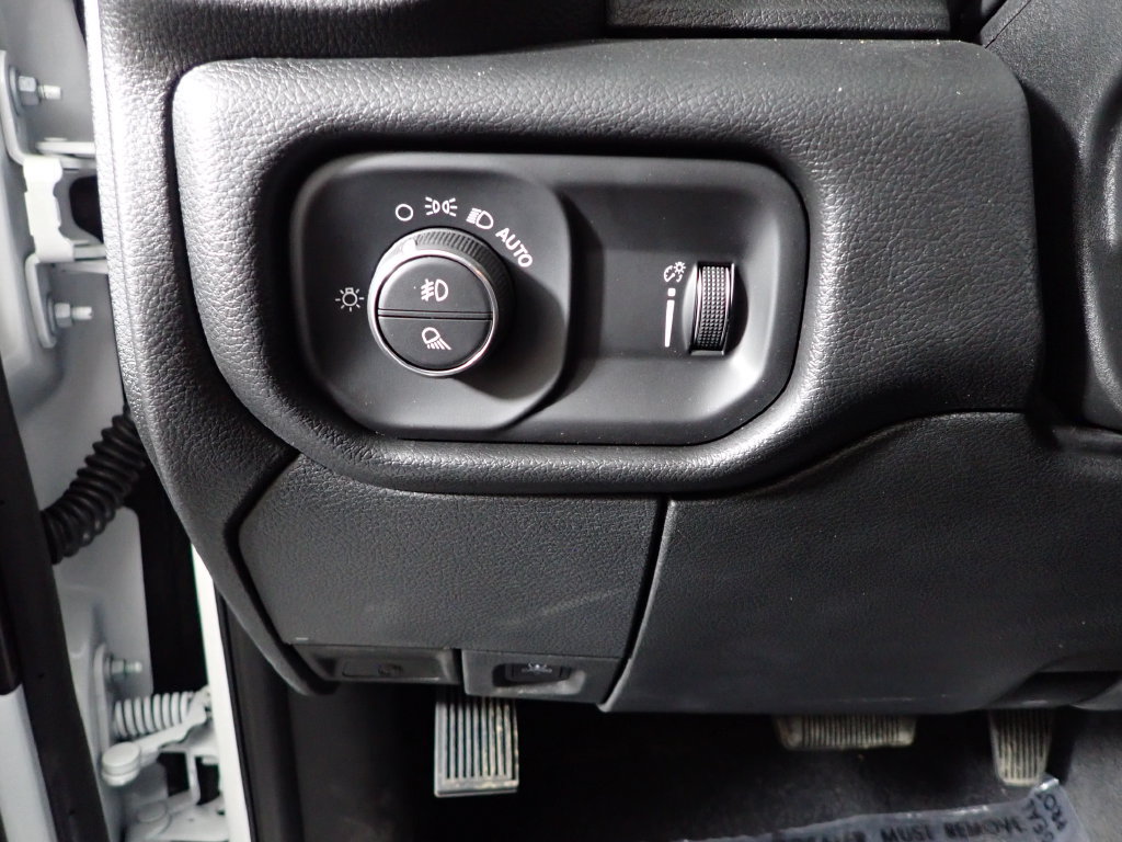 New 2026 RAM 2500 Tradesman AWD/4WD image 24