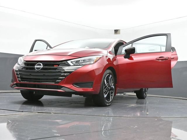 New 2025 Nissan Versa SR w/ Trunk Package FWD image 49