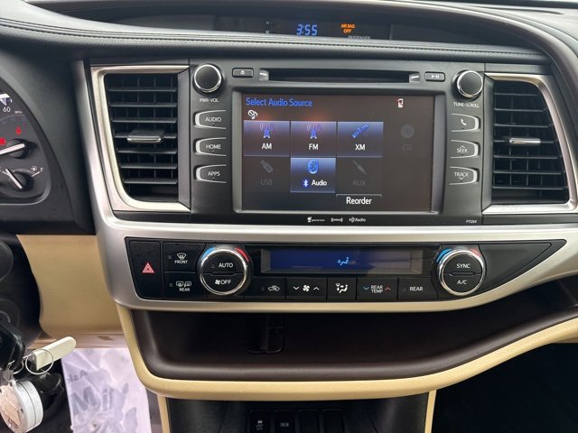 Used 2016 Toyota Highlander Plus image 22