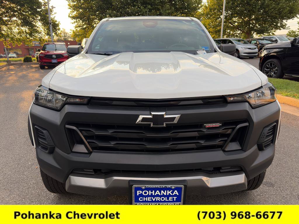 Used 2023 Chevrolet Colorado Trail Boss w/ Advanced Trailering Package AWD/4WD image 2