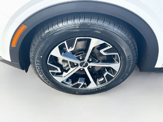 Used 2023 Kia Sportage EX FWD image 38