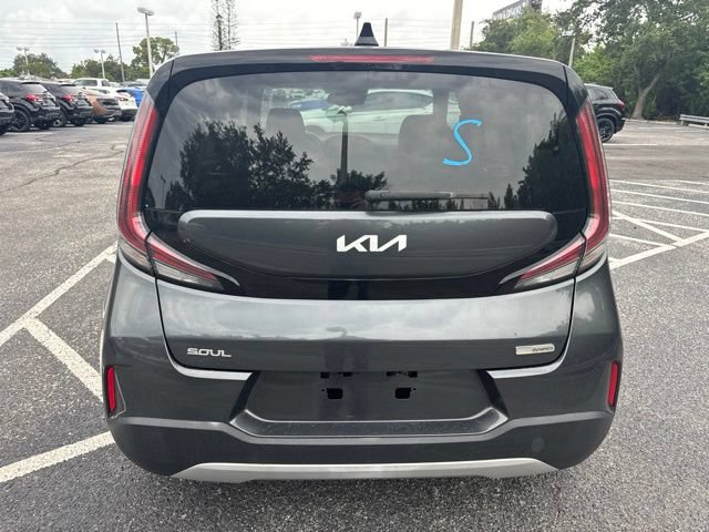 Used 2023 Kia Soul EX FWD image 5