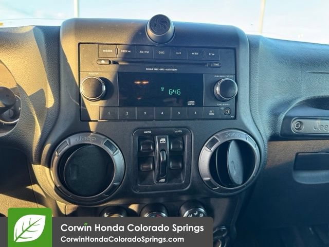 Used 2018 Jeep Wrangler Unlimited Sport S AWD/4WD image 19