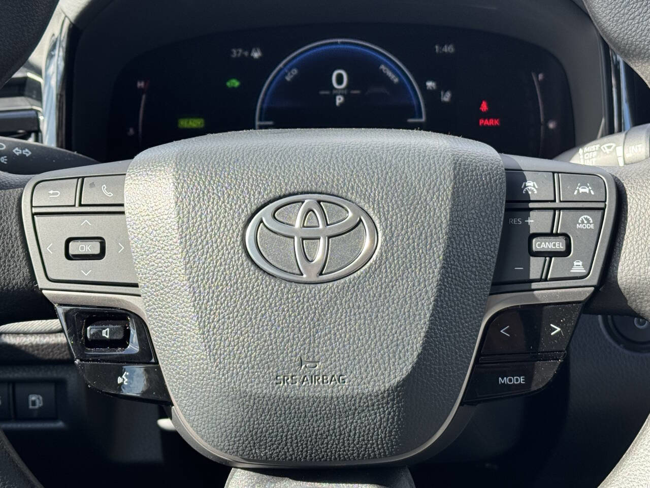 Used 2025 Toyota Camry LE image 21