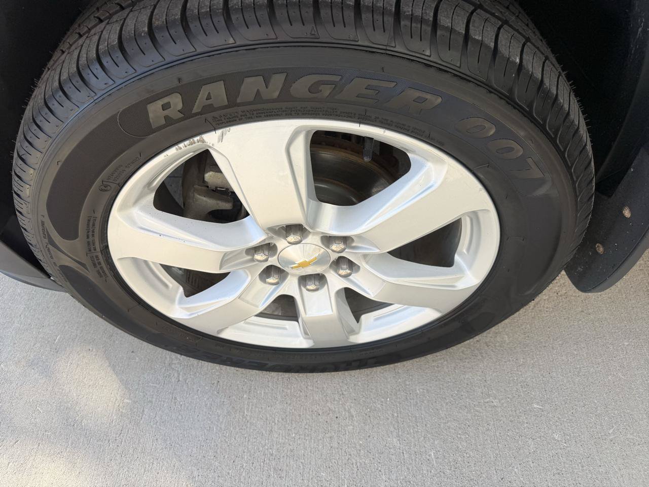 Used 2017 Chevrolet Traverse LT w/ Style and Technology Package AWD/4WD image 8