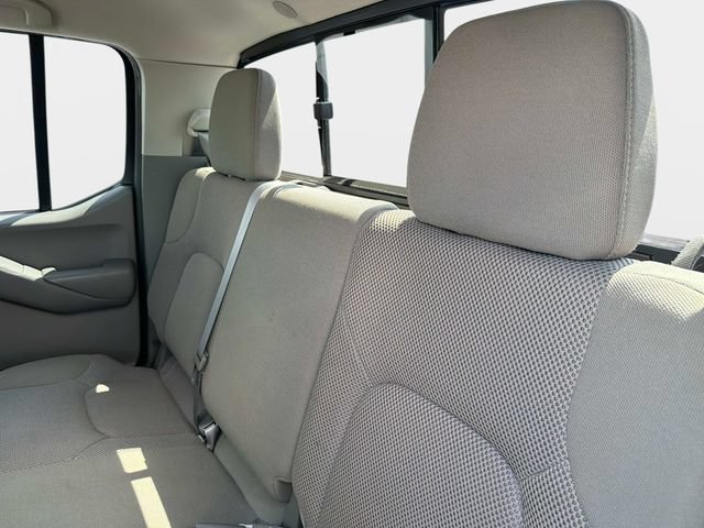 Used 2021 Nissan Frontier SV w/ SV Utility Package AWD/4WD image 12