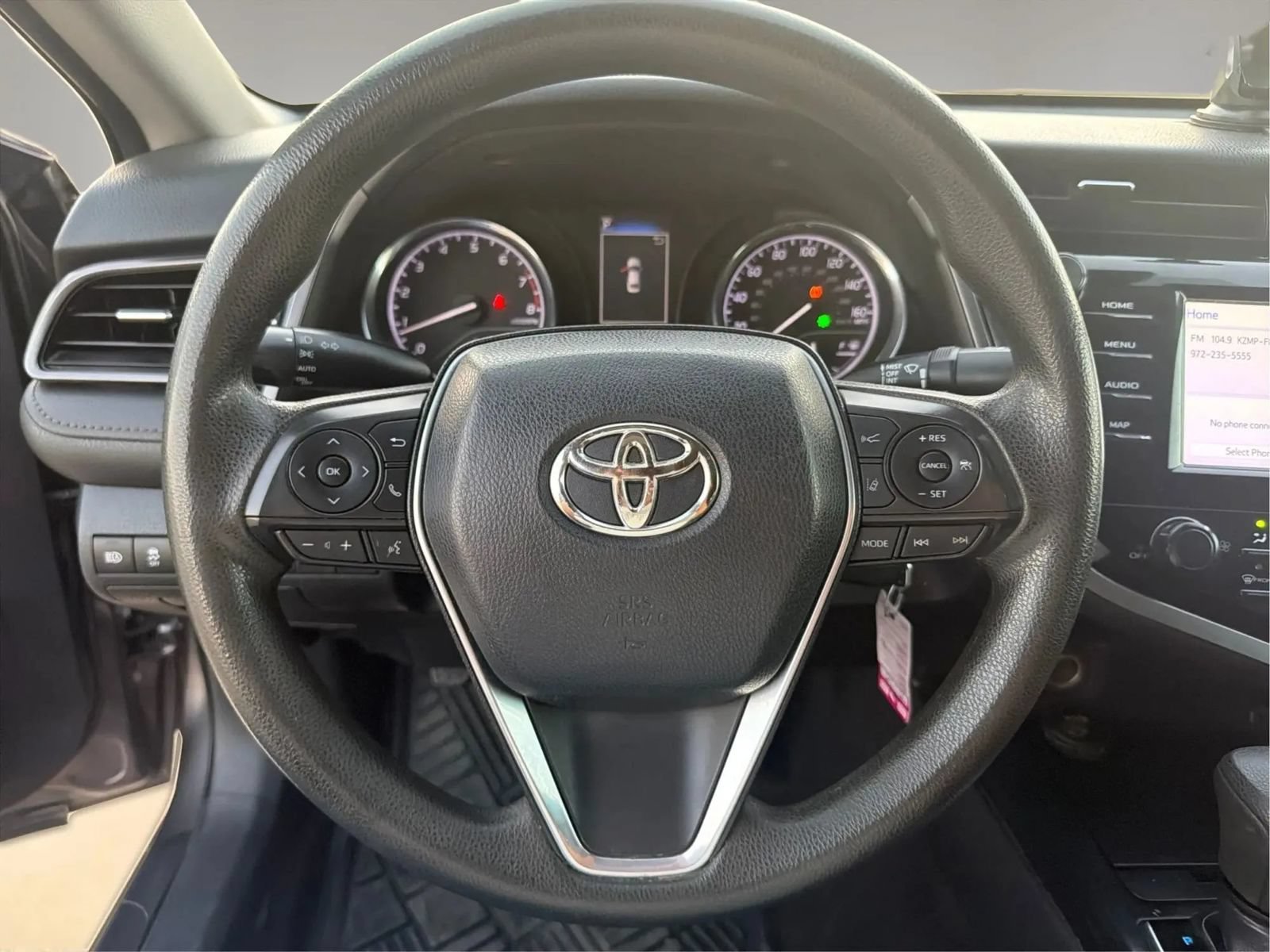 Used 2019 Toyota Camry LE FWD image 21