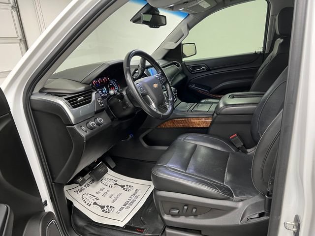 Used 2019 Chevrolet Tahoe Premier w/ RST Edition AWD/4WD image 18