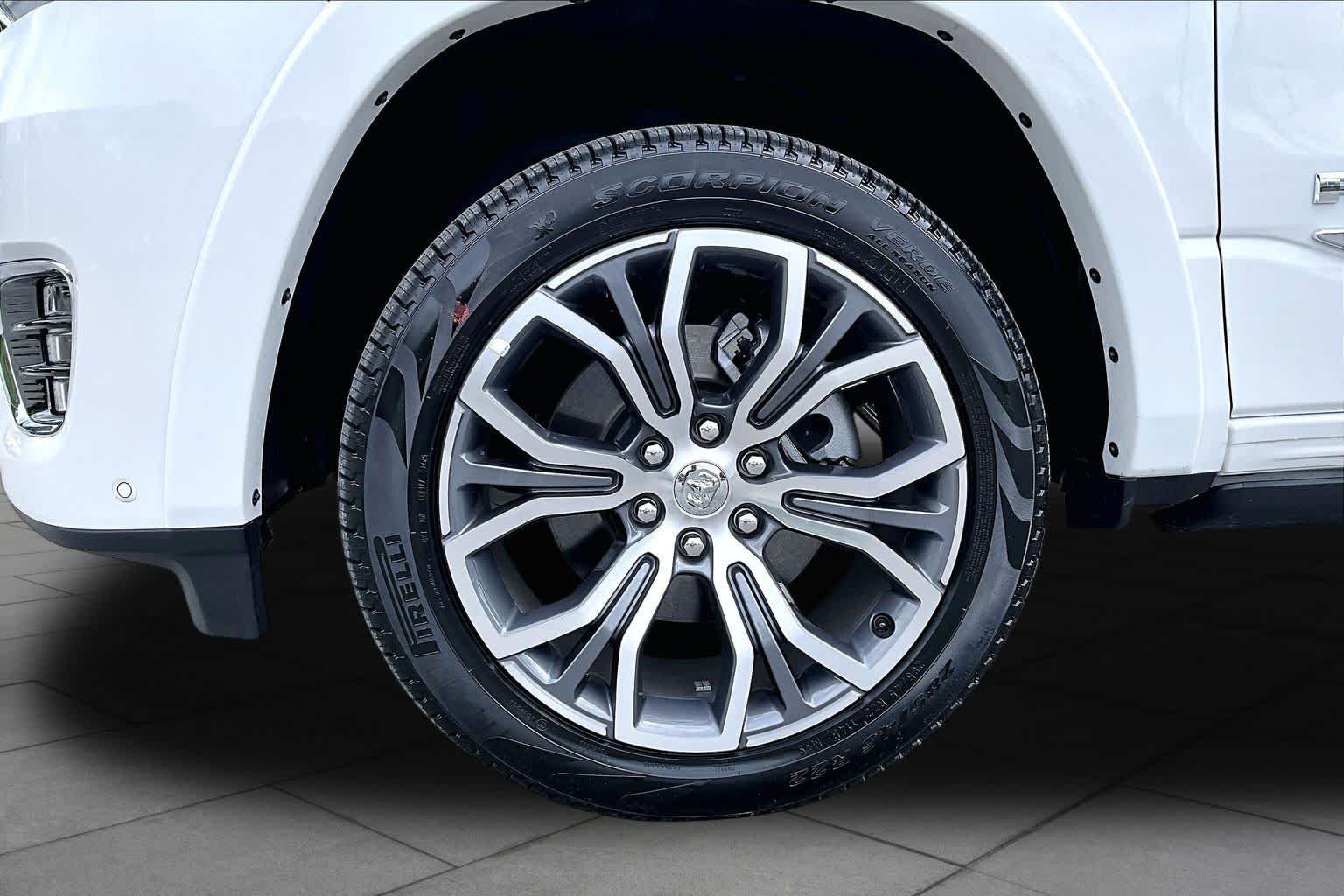 Used 2026 RAM 1500 Tungsten AWD/4WD image 11