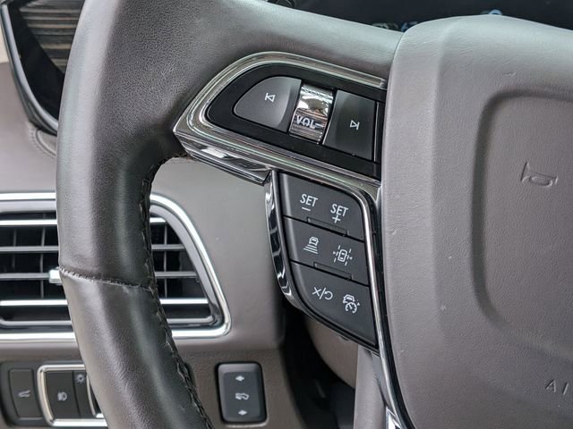 Used 2023 Lincoln Navigator Black Label image 16