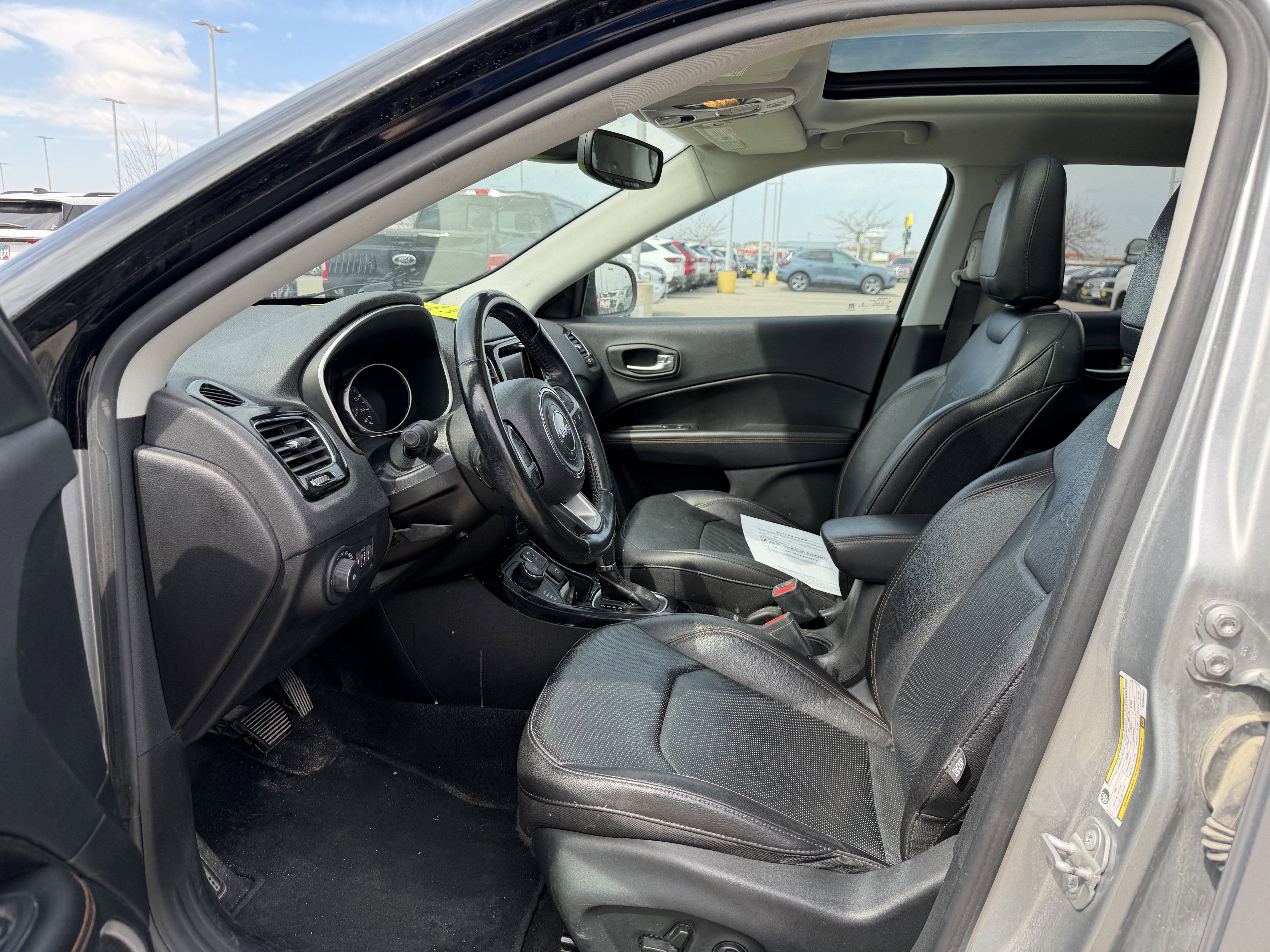 Used 2021 Jeep Compass Limited w/ Sun and Sound Group AWD/4WD image 7
