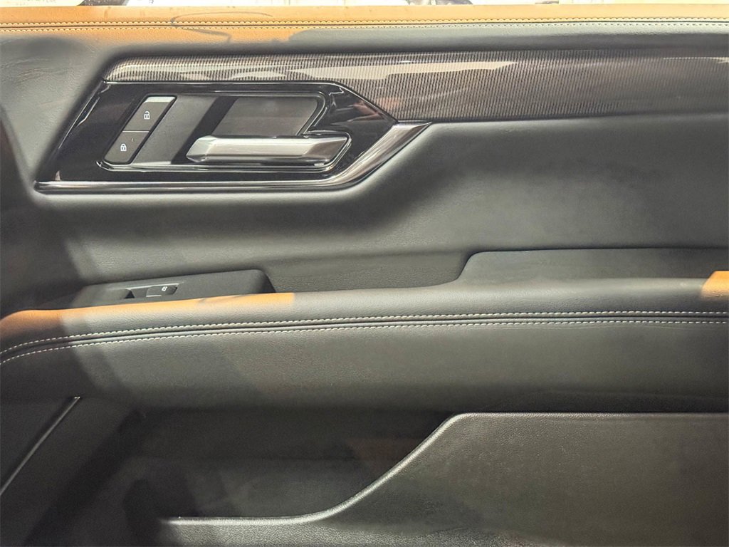 New 2026 GMC Yukon Elevation image 37