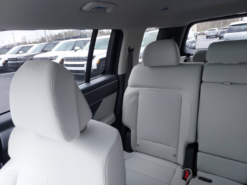 New 2026 Hyundai Santa Fe SE AWD/4WD image 12