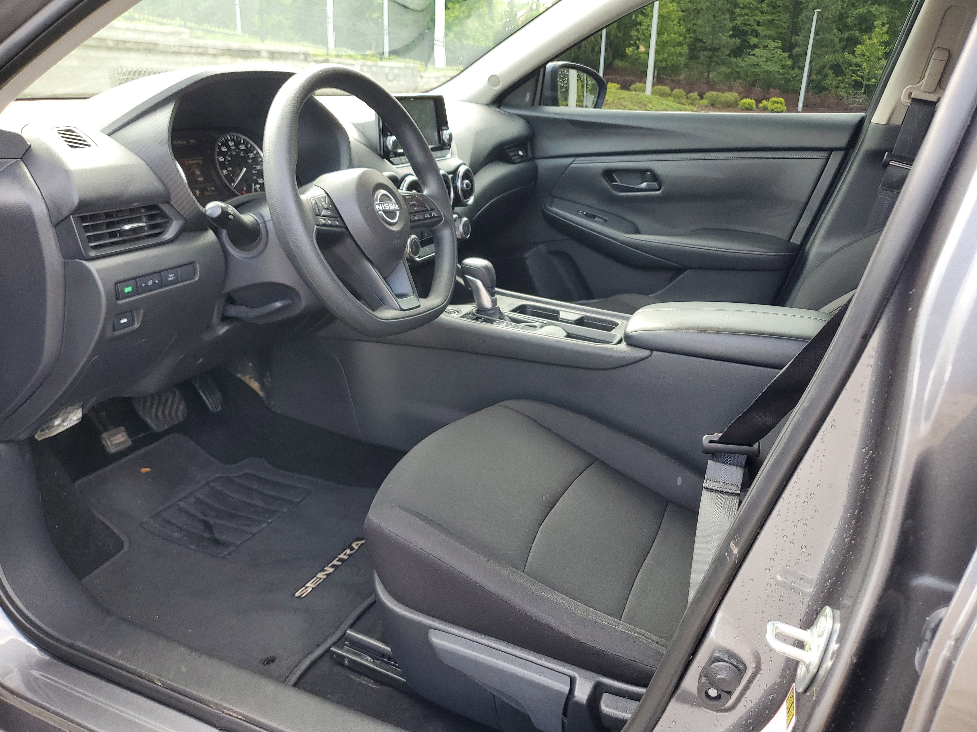 Used 2024 Nissan Sentra S FWD image 15