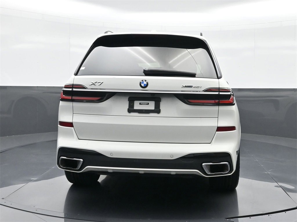 Used 2023 BMW X7 xDrive40i w/ Executive Package image 15