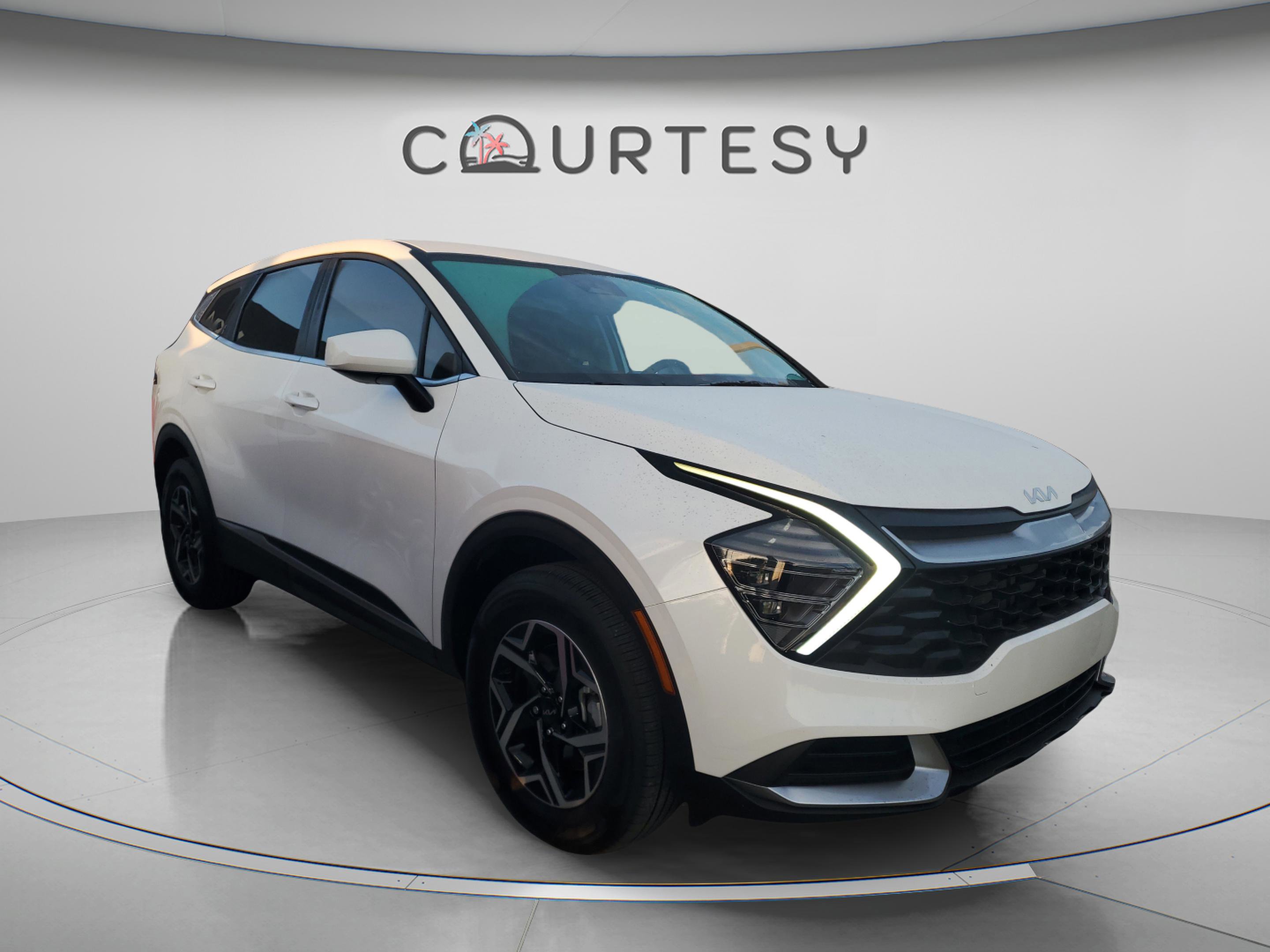 Certified 2025 Kia Sportage LX AWD/4WD image 5