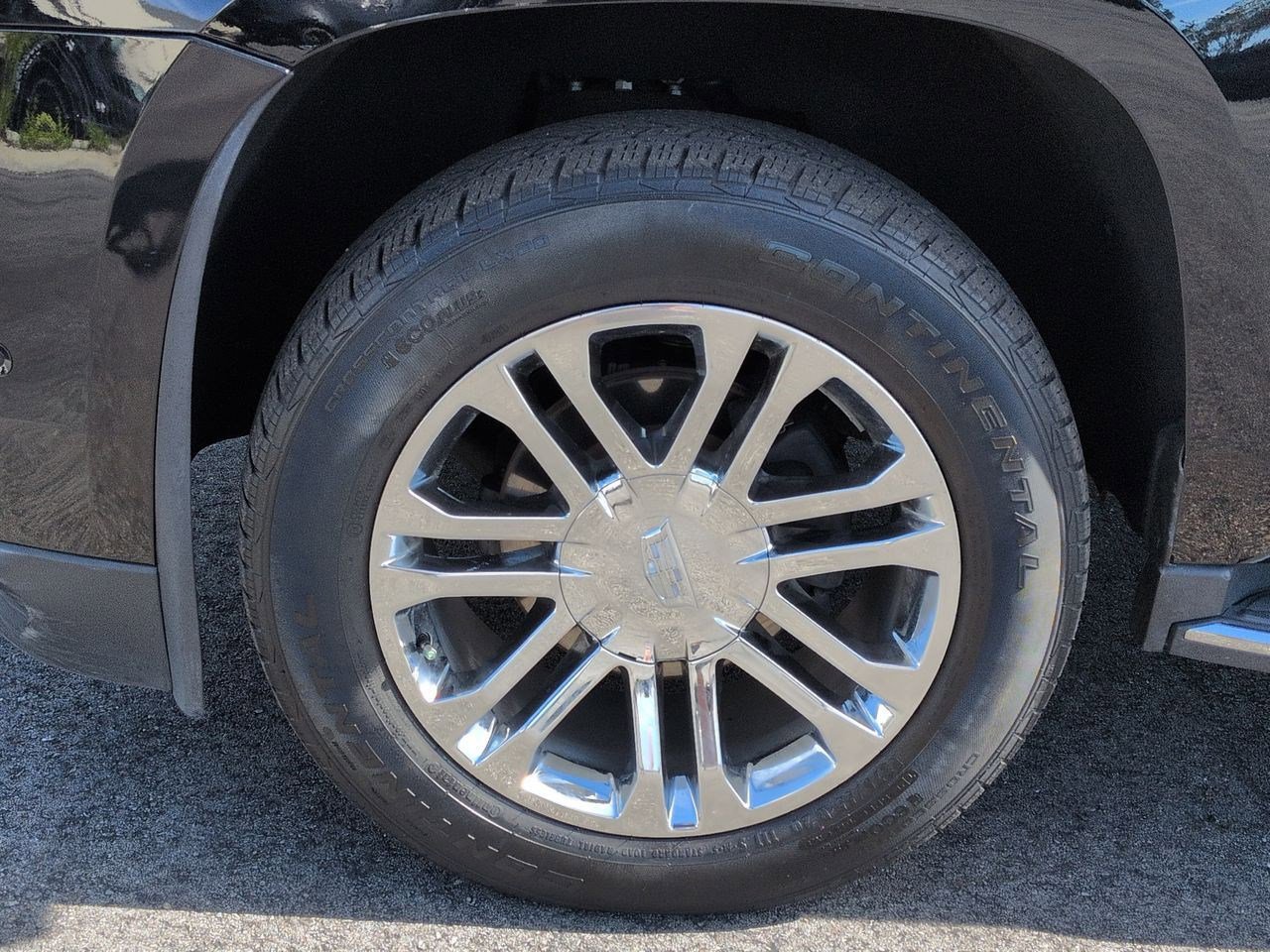 Used 2020 Cadillac Escalade ESV 2WD image 27