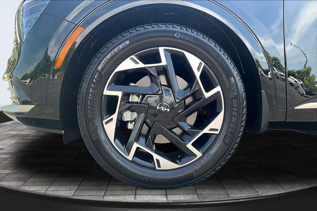 Certified 2025 Kia Sportage SX FWD image 33