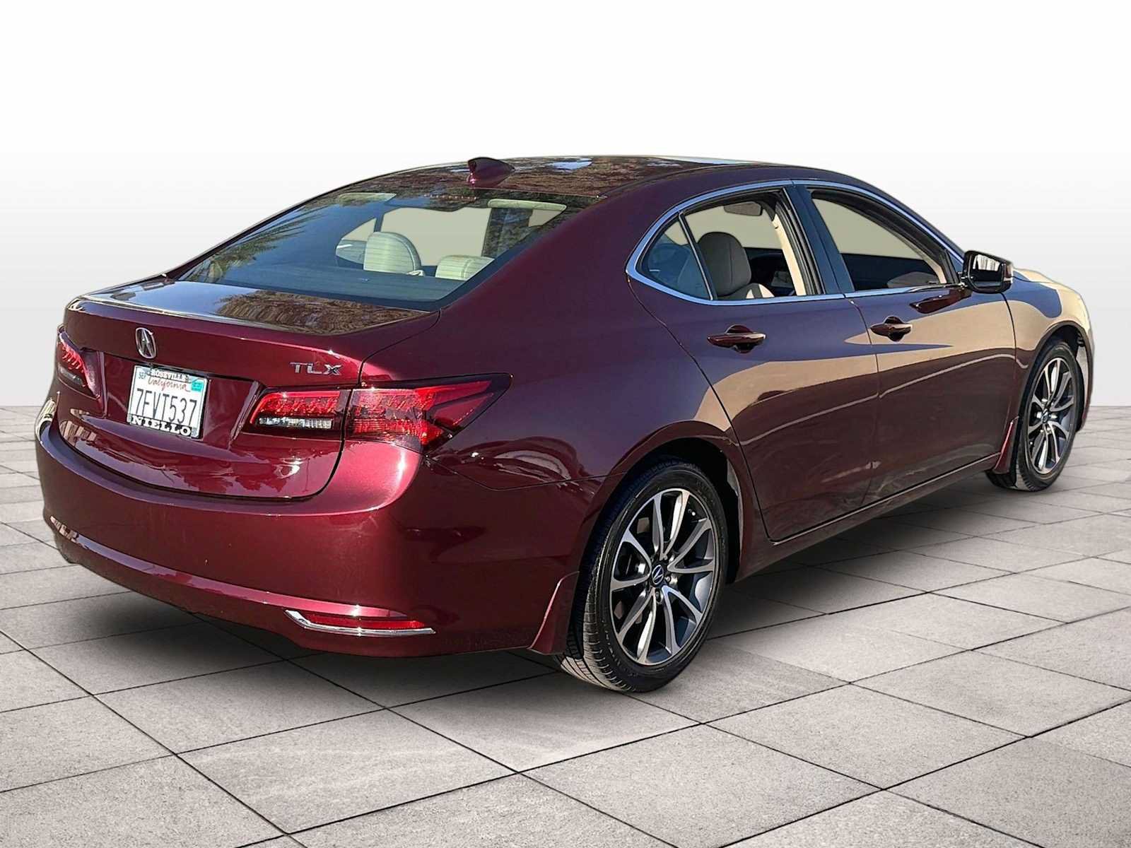 Used 2015 Acura TLX w/ Technology Package FWD image 14
