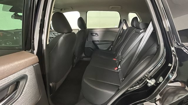 Used 2023 Nissan Rogue S AWD/4WD image 27