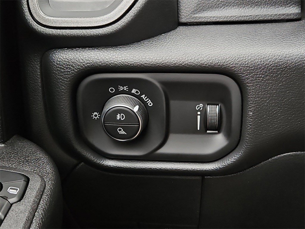 New 2026 RAM 2500 Tradesman image 24