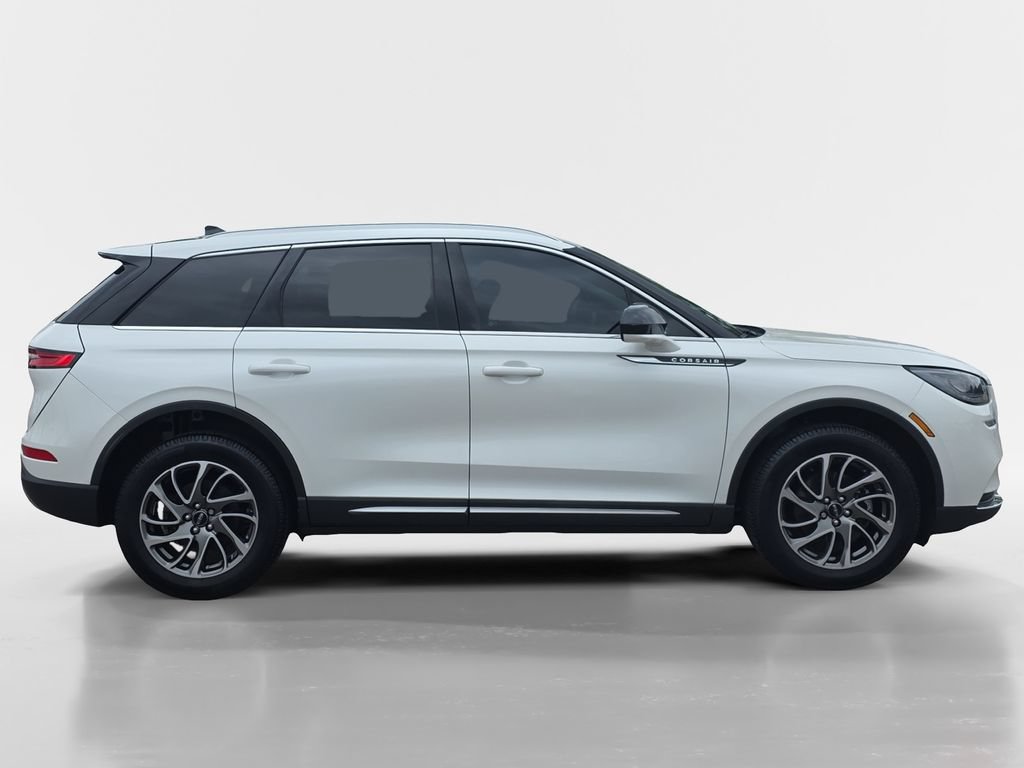 Used 2022 Lincoln Corsair AWD w/ Equipment Group 101A image 7