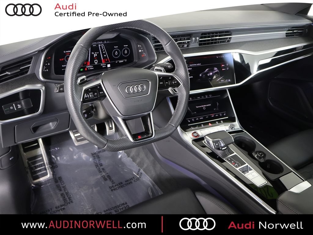 Certified 2024 Audi RS 6 performance w/ Executive Package AWD/4WD image 2