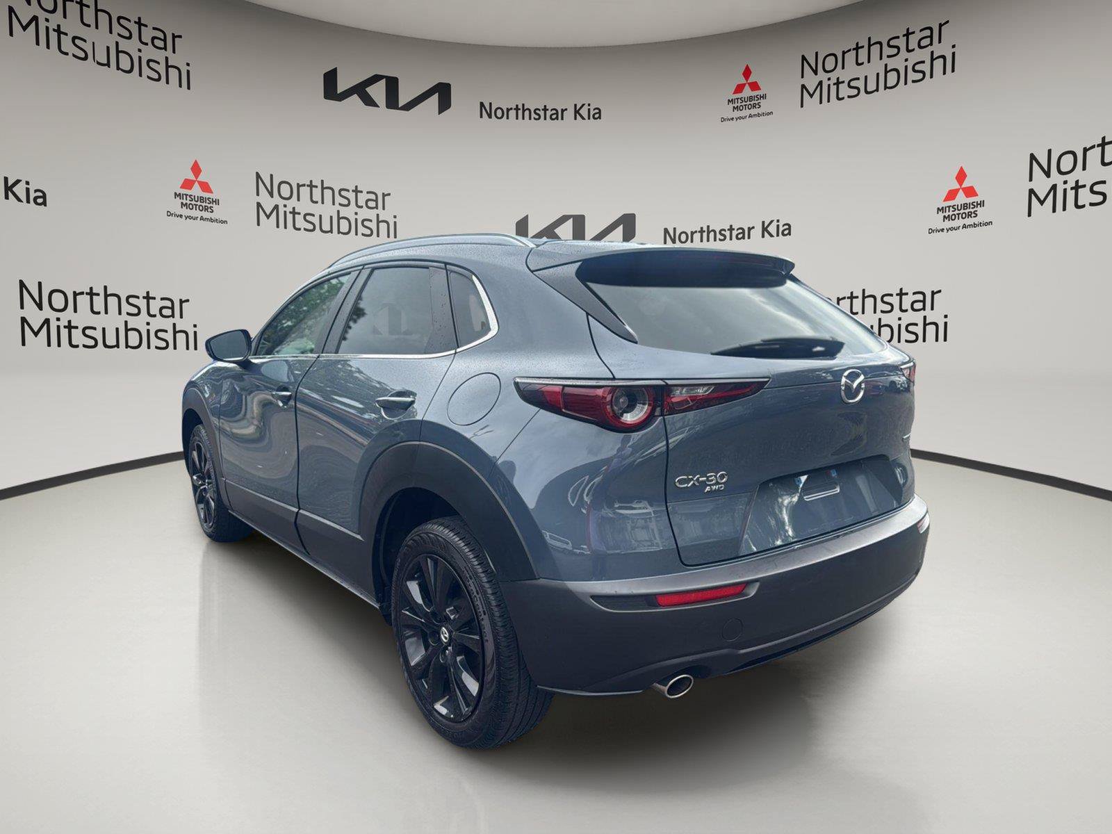 Used 2023 MAZDA CX-30 AWD 2.5 S w/ Preferred Package image 3