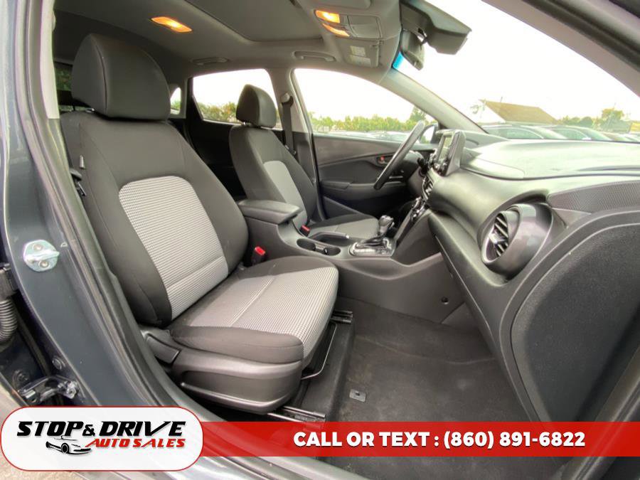 Used 2018 Hyundai Kona SEL w/ SEL Tech Package 02 image 18