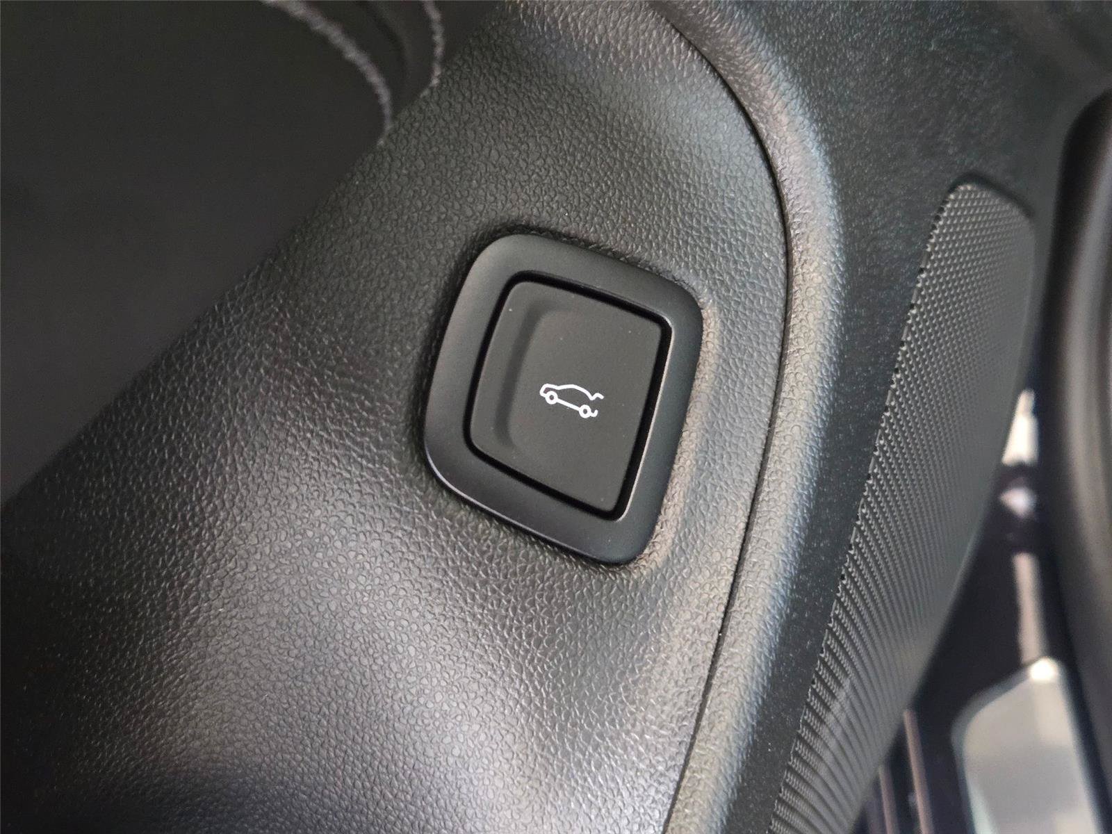 New 2026 Cadillac CT4 Premium Luxury RWD image 30