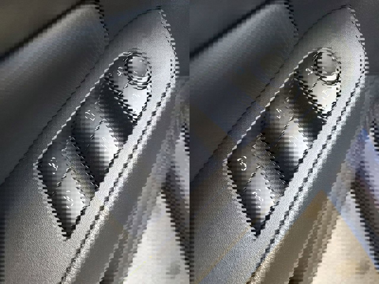 New 2026 Chevrolet Equinox EV LT w/ Comfort Package image 14