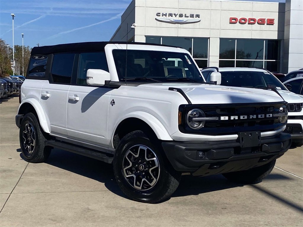 Used 2024 Ford Bronco Outer Banks image 36