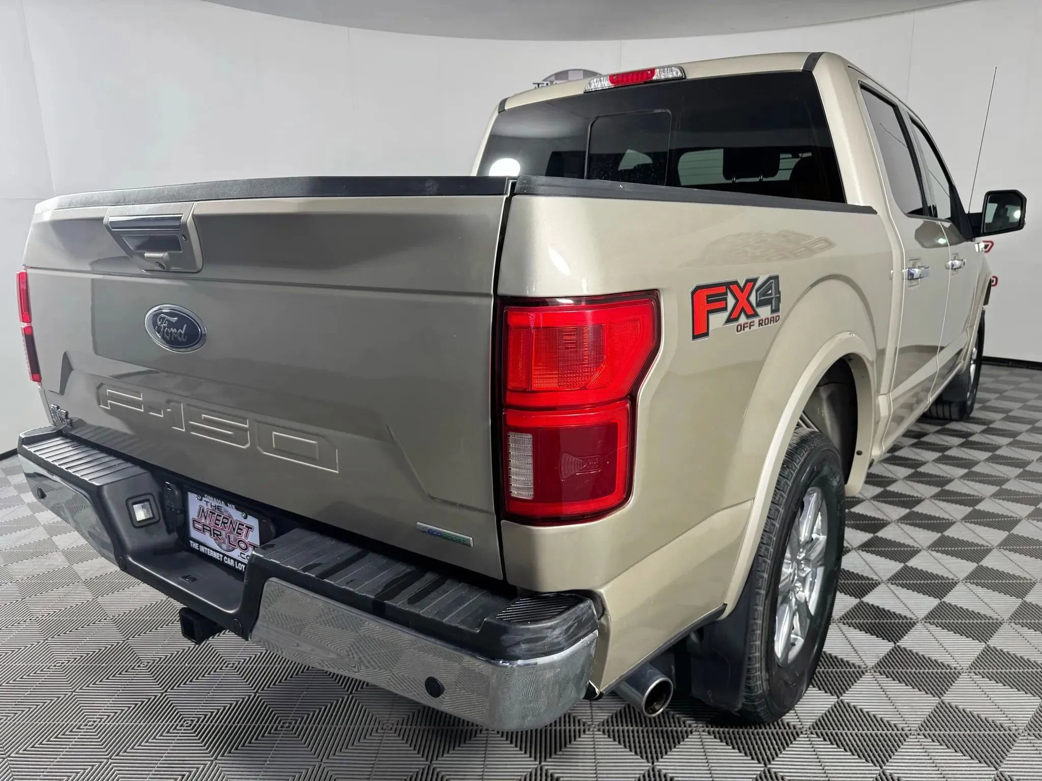 Used 2018 Ford F150 Lariat w/ Equipment Group 502A Luxury image 30