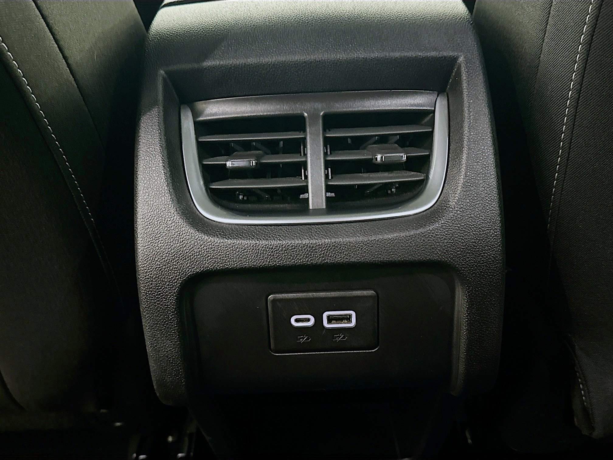 Used 2023 Chevrolet Blazer LT image 27