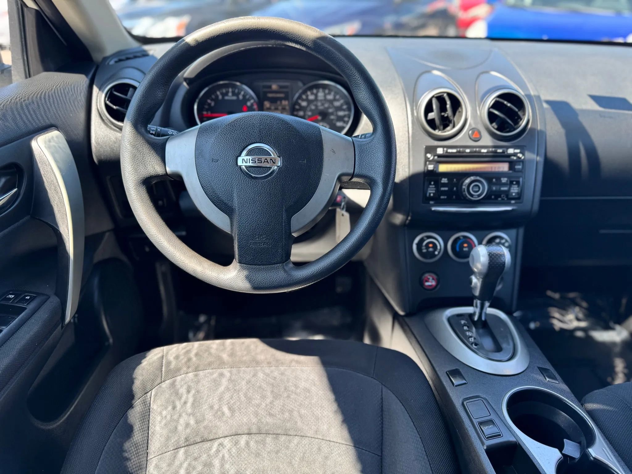 Used 2015 Nissan Rogue S image 16