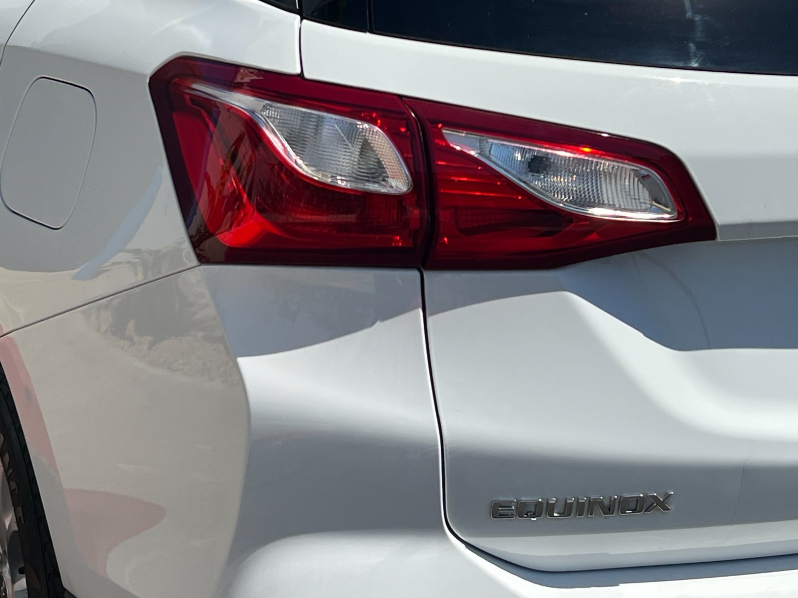 Used 2020 Chevrolet Equinox LS w/ LS Convenience Package FWD image 27