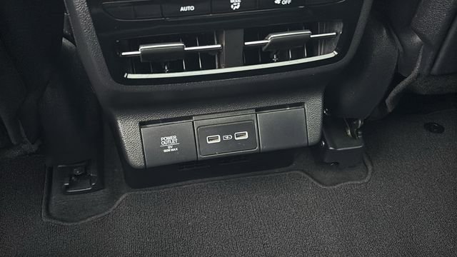 Used 2023 Acura MDX A-Spec image 9