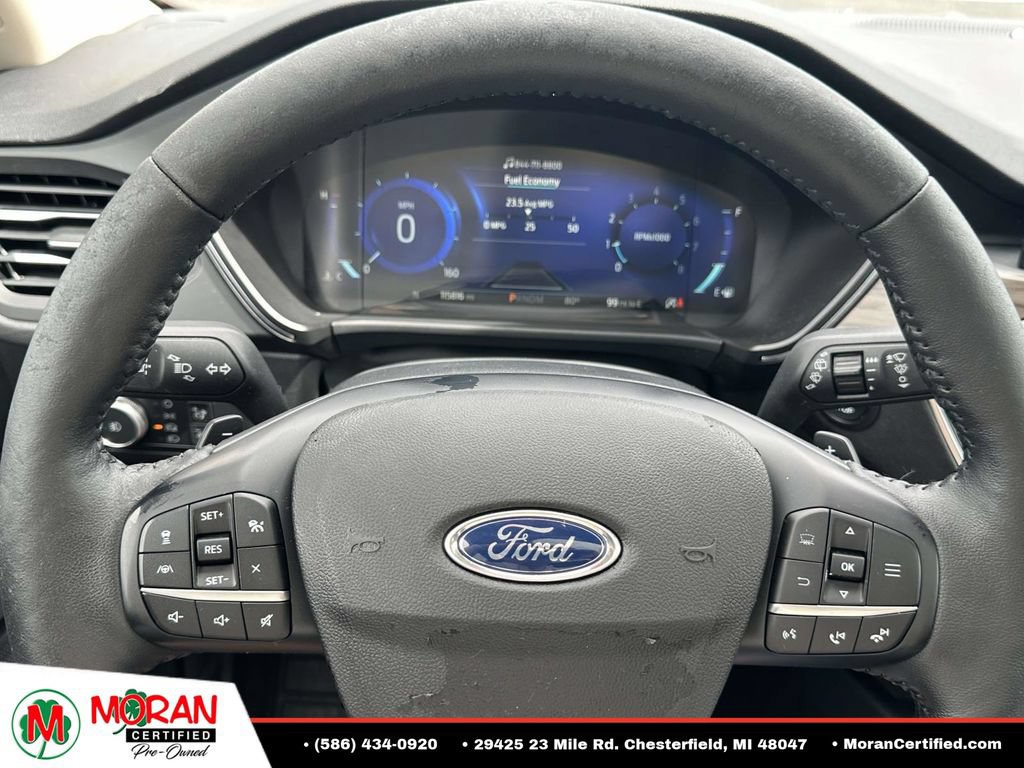 Used 2020 Ford Escape Titanium AWD/4WD image 18