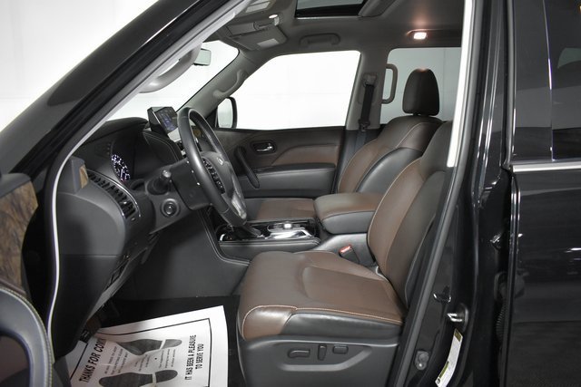 Used 2023 INFINITI QX80 Premium Select w/ All-Season Package image 11